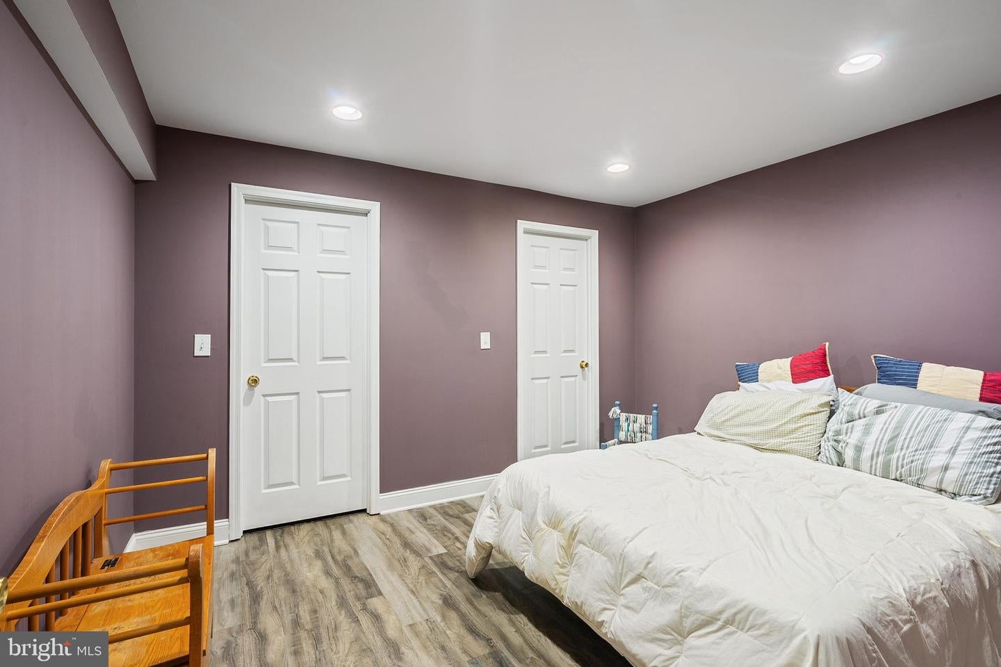 Pennington, New Jersey, 08534, United States, 4 Bedrooms Bedrooms, ,5 BathroomsBathrooms,Residential,Active,1999934