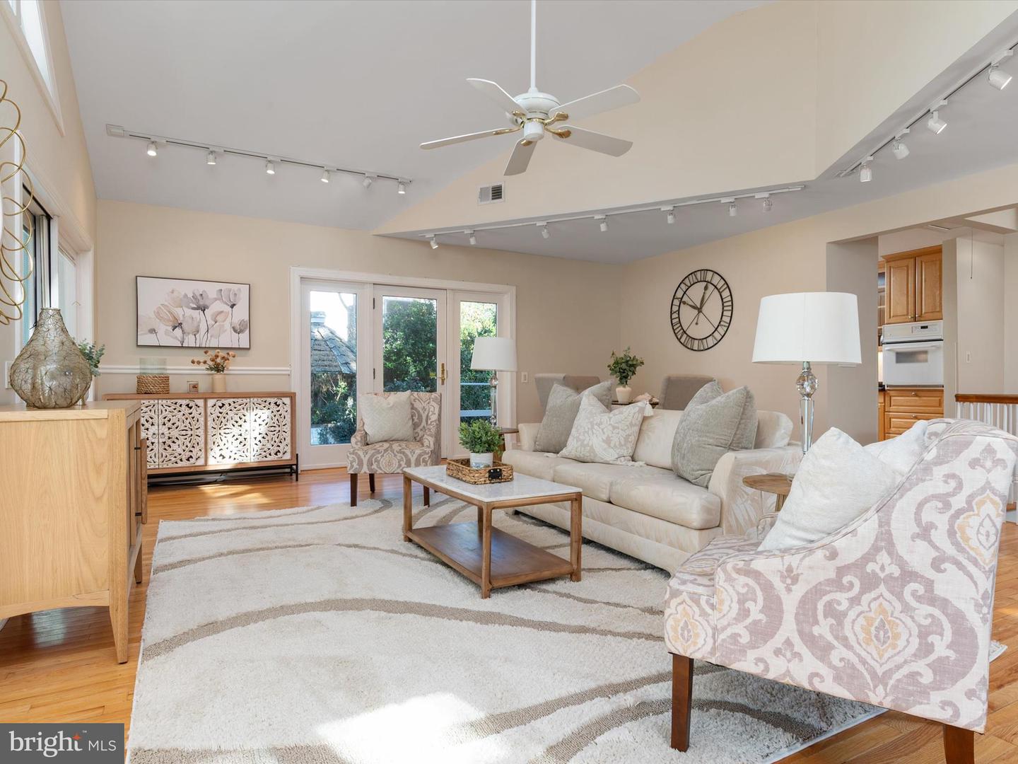 Edgewater, Maryland, 21037, United States, 3 Bedrooms Bedrooms, ,4 BathroomsBathrooms,Residential,Active,1965993