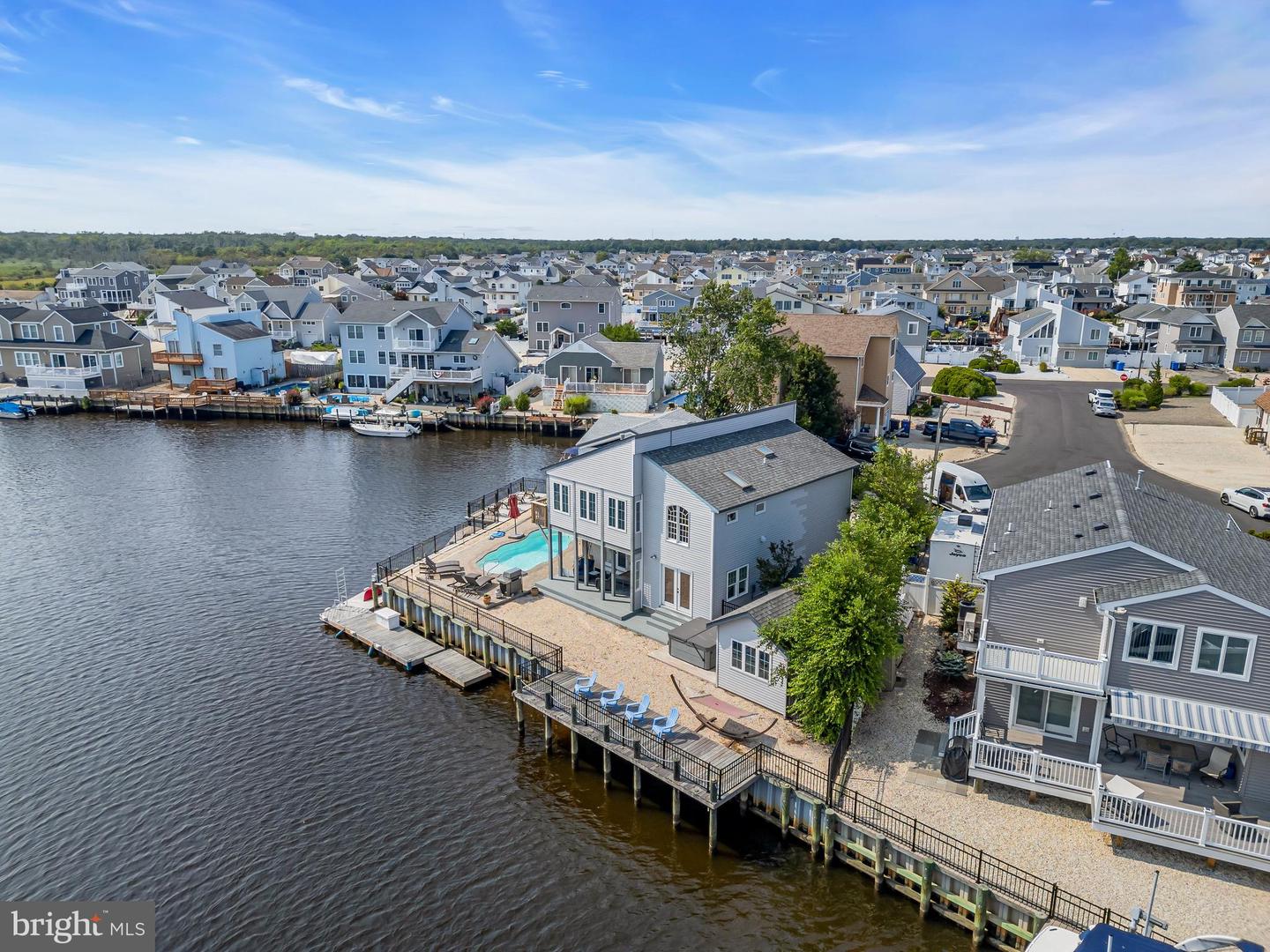 Manahawkin, New Jersey, 08050, United States, 4 Bedrooms Bedrooms, ,2 BathroomsBathrooms,Residential,Active,1919073