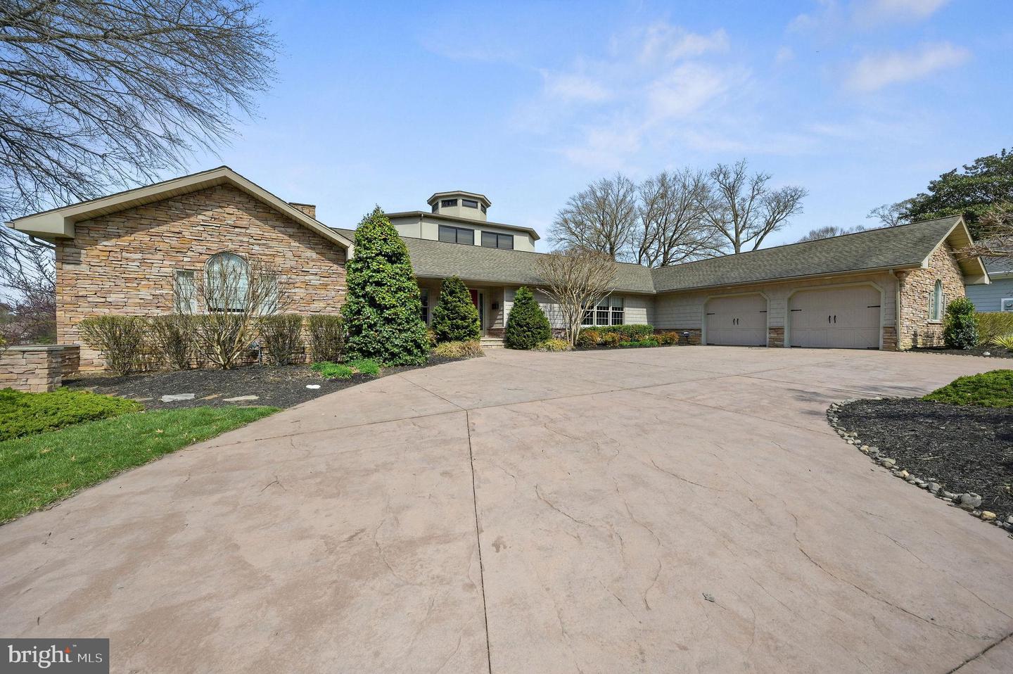 Dover, Delaware, 19901, United States, 3 Bedrooms Bedrooms, ,4 BathroomsBathrooms,Residential,Active,2033999