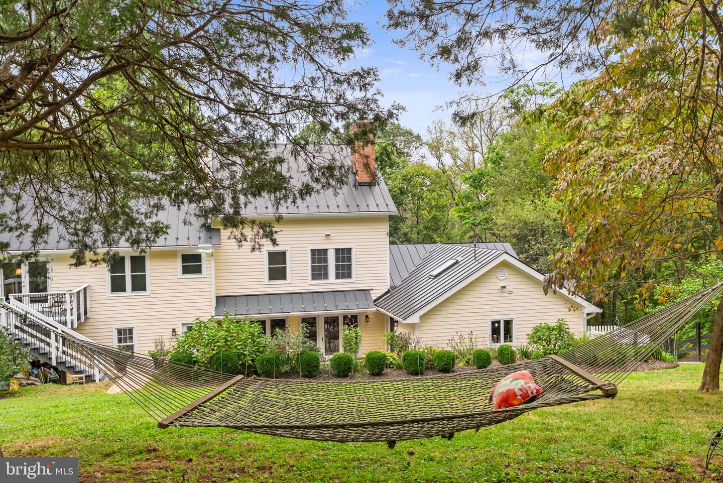 Lovettsville, Virginia, 20180, United States, ,2 BathroomsBathrooms,Residential,Active,1954034