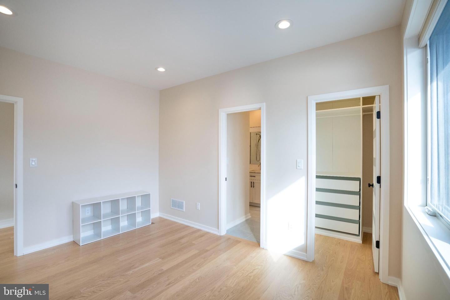 State College, Pennsylvania, 16801, United States, 4 Bedrooms Bedrooms, ,4 BathroomsBathrooms,Residential,Active,2012913