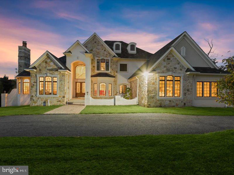 Potomac, Maryland, 20854, United States, 6 Bedrooms Bedrooms, ,7 BathroomsBathrooms,Residential,Active,1927645