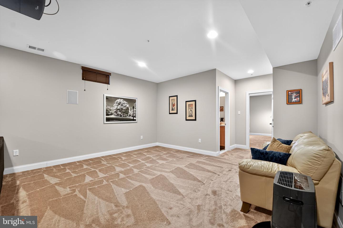 Middle River, Maryland, 21220, United States, 5 Bedrooms Bedrooms, ,5 BathroomsBathrooms,Residential,Active,1965821