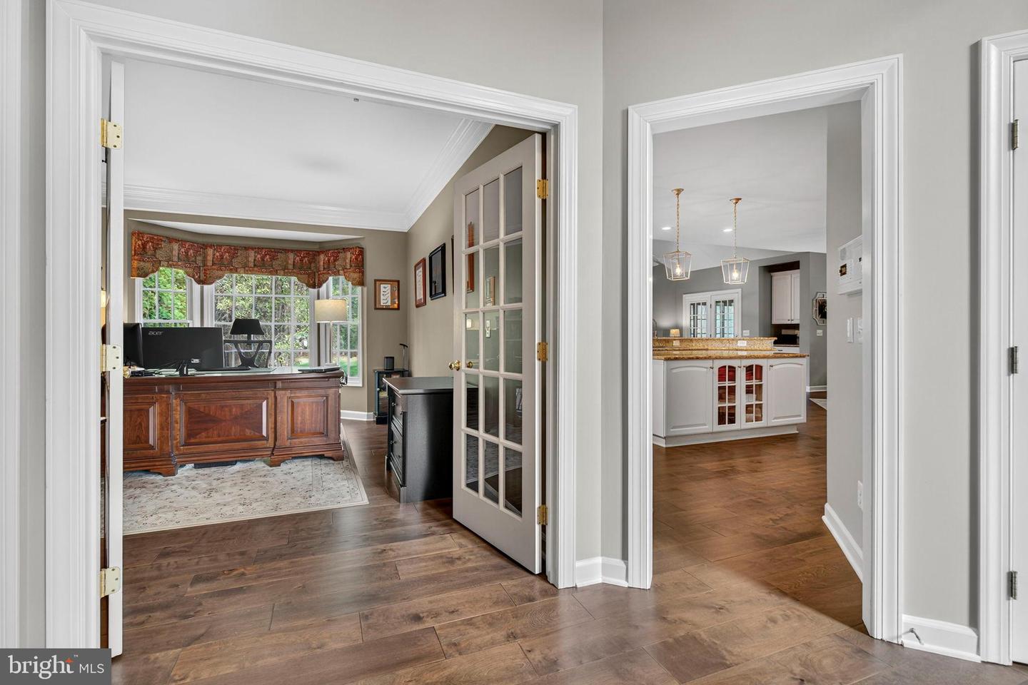 Aldie, Virginia, 20105, United States, 5 Bedrooms Bedrooms, ,5 BathroomsBathrooms,Residential,Active,2010541