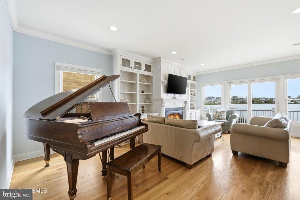 Point Pleasant Beach, New Jersey, 08742, United States, 5 Bedrooms Bedrooms, ,4 BathroomsBathrooms,Residential,Active,2043129
