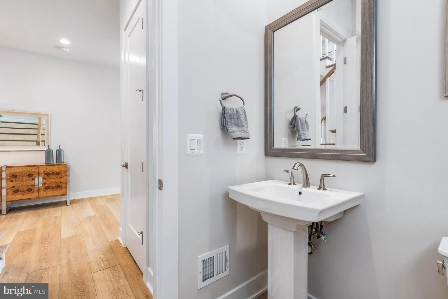 Bethesda, Maryland, 20817, United States, 5 Bedrooms Bedrooms, ,5 BathroomsBathrooms,Residential,Active,1880183