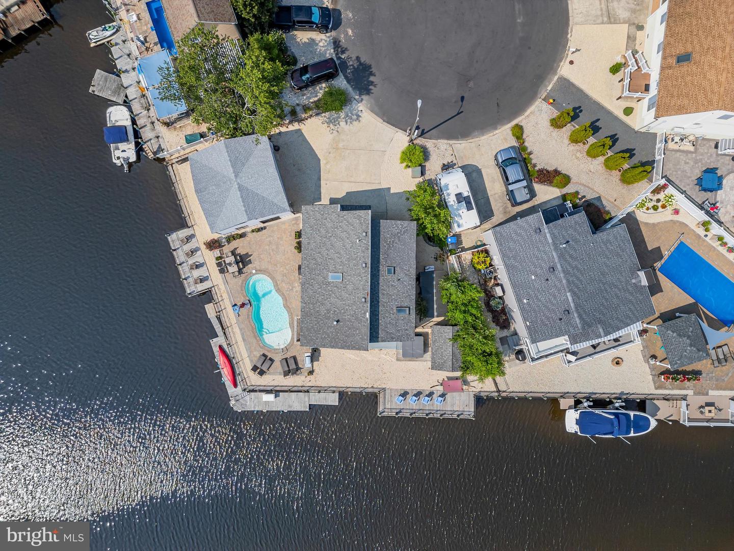 Manahawkin, New Jersey, 08050, United States, 4 Bedrooms Bedrooms, ,2 BathroomsBathrooms,Residential,Active,1919073