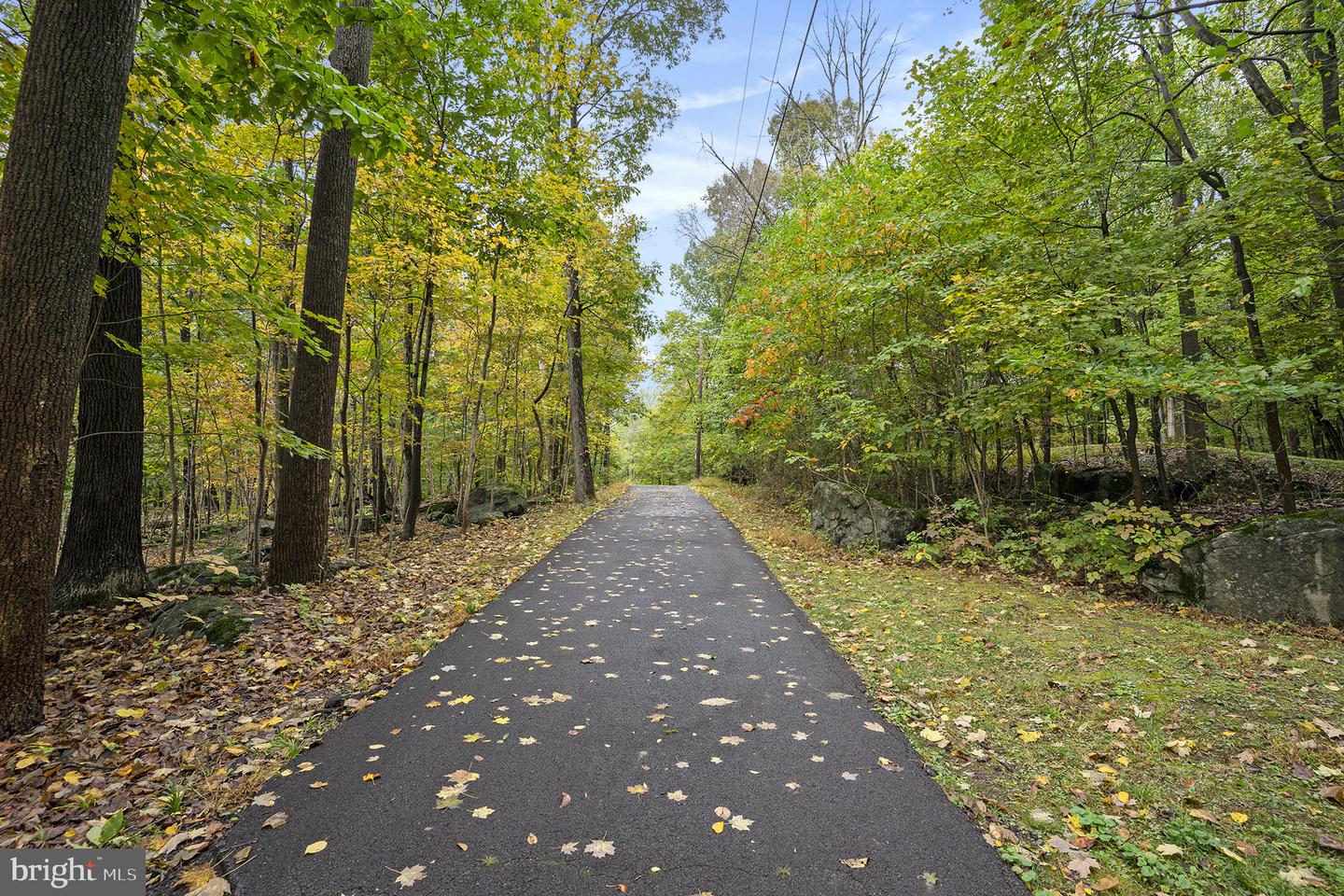 Sellersville, Pennsylvania, 18960, United States, 10 Bedrooms Bedrooms, ,7 BathroomsBathrooms,Residential,Active,1965847