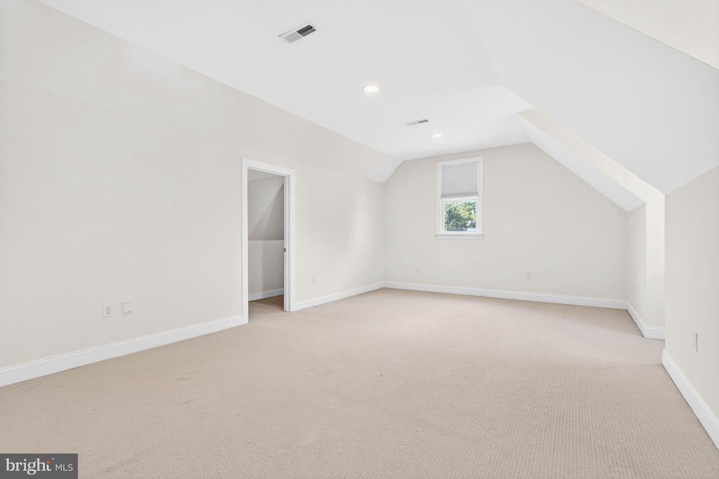 Rehoboth Beach, Delaware, 19971, United States, 4 Bedrooms Bedrooms, ,4 BathroomsBathrooms,Residential,Active,2035684