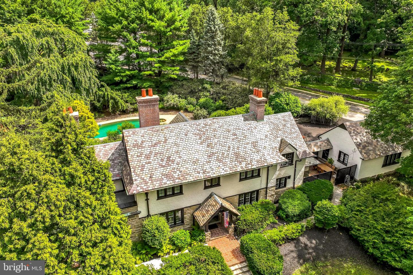 Wayne, Pennsylvania, 19087, United States, 4 Bedrooms Bedrooms, ,5 BathroomsBathrooms,Residential,Active,2003551