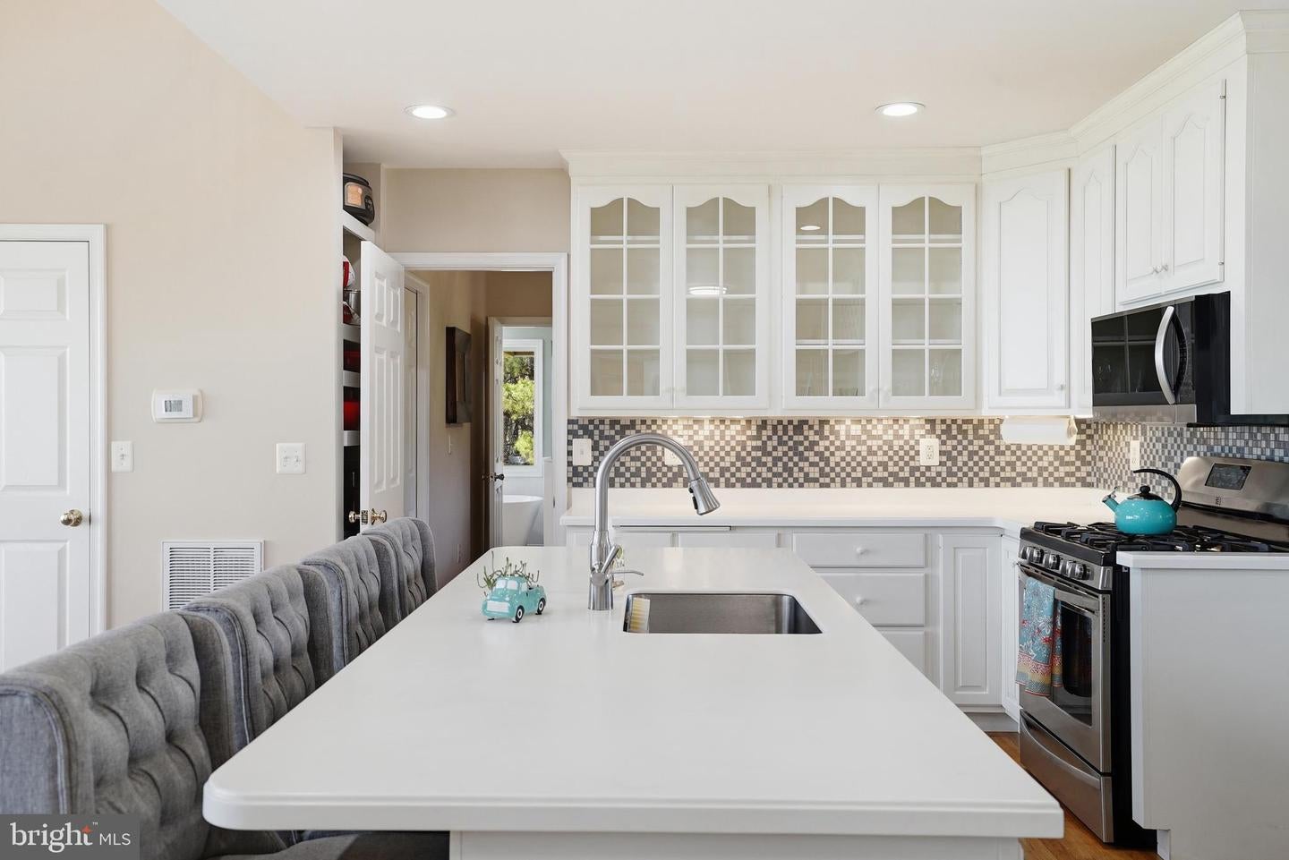 Newburg, Maryland, 20664, United States, 4 Bedrooms Bedrooms, ,3 BathroomsBathrooms,Residential,Active,2032915
