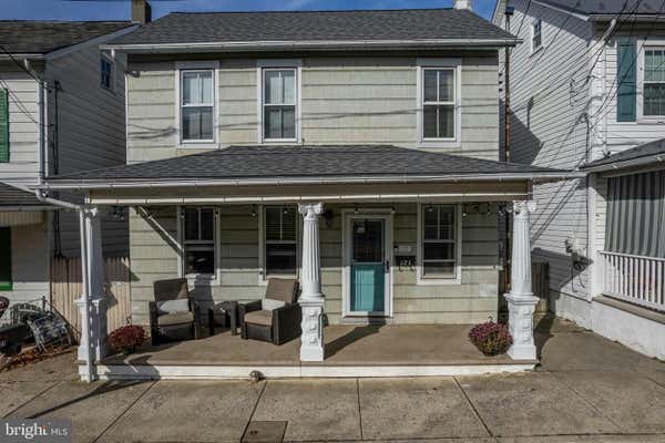 121 W 2ND ST, ALBURTIS, PA 18011 - Image 1