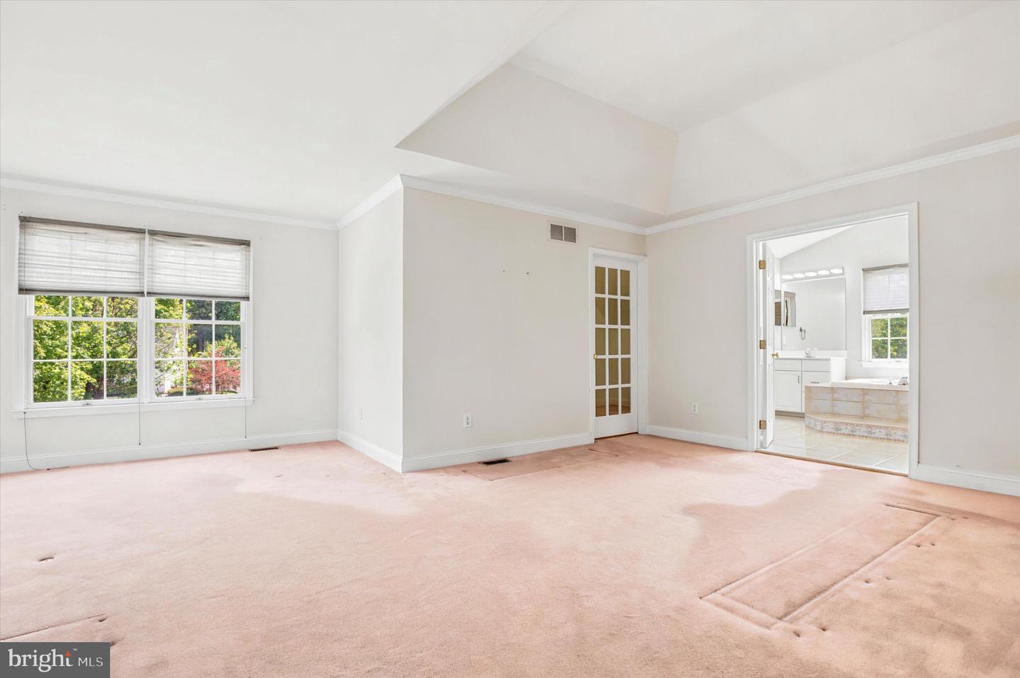 Doylestown, Pennsylvania, 18902, United States, 5 Bedrooms Bedrooms, ,5 BathroomsBathrooms,Residential,Active,2051955