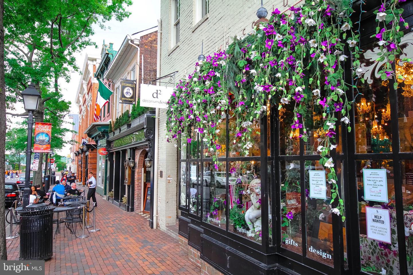 Alexandria, Virginia, 22314, United States, 3 Bedrooms Bedrooms, ,3 BathroomsBathrooms,Residential,Active,1927676