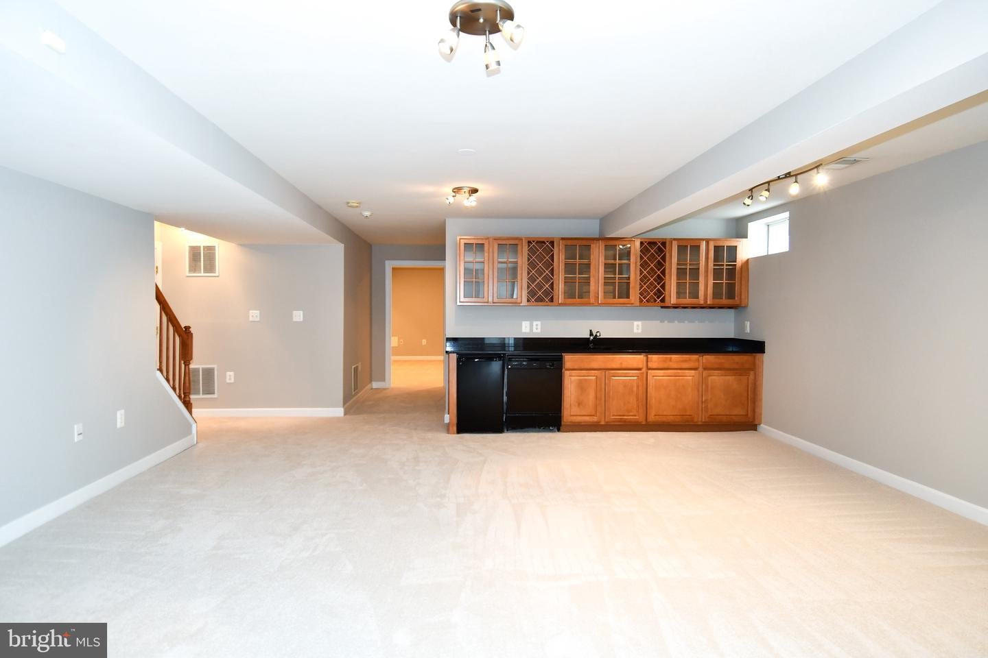 Ashburn, Virginia, 20147, United States, 6 Bedrooms Bedrooms, ,5 BathroomsBathrooms,Residential,Active,1914776