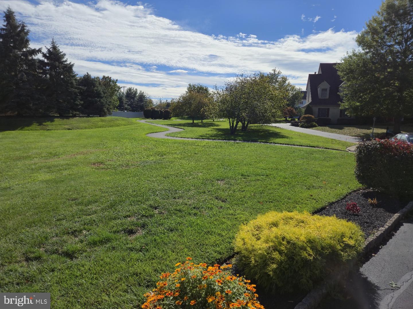 Blue Bell, Pennsylvania, 19422, United States, 4 Bedrooms Bedrooms, ,6 BathroomsBathrooms,Residential,Active,2008012