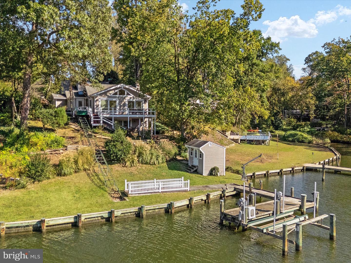 Edgewater, Maryland, 21037, United States, 3 Bedrooms Bedrooms, ,4 BathroomsBathrooms,Residential,Active,1965993