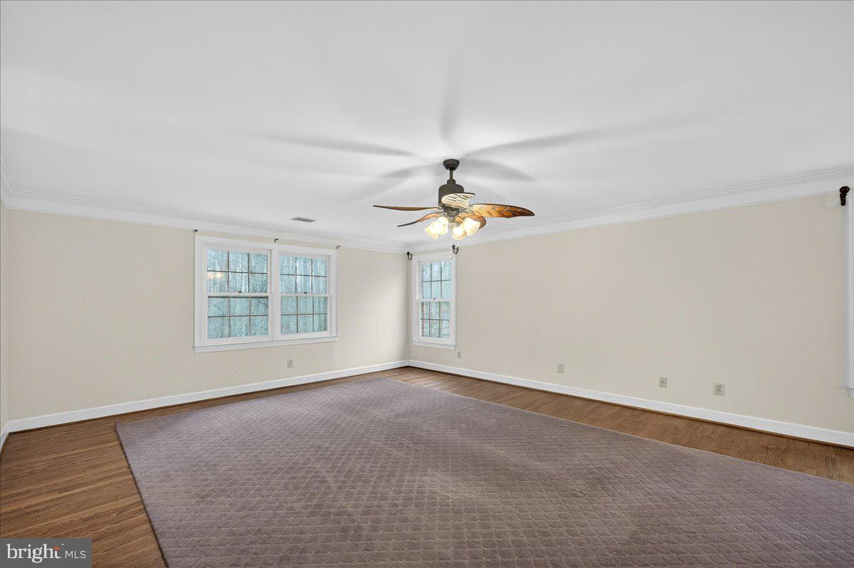 Clifton, Virginia, 20124, United States, 5 Bedrooms Bedrooms, ,6 BathroomsBathrooms,Residential,Active,2025639