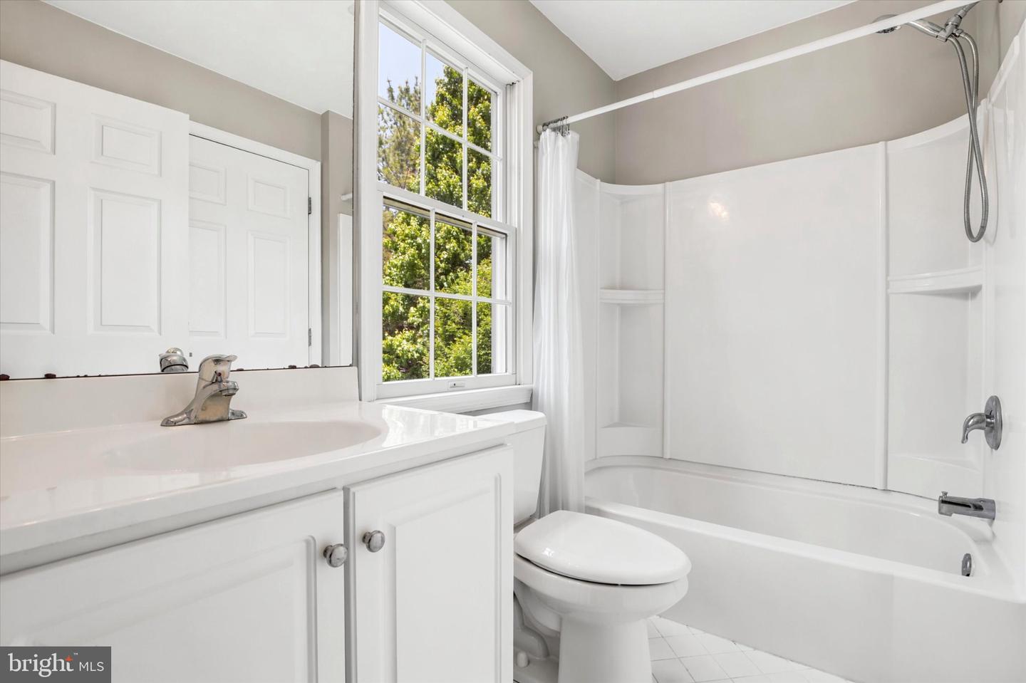 Doylestown, Pennsylvania, 18902, United States, 5 Bedrooms Bedrooms, ,5 BathroomsBathrooms,Residential,Active,2051955
