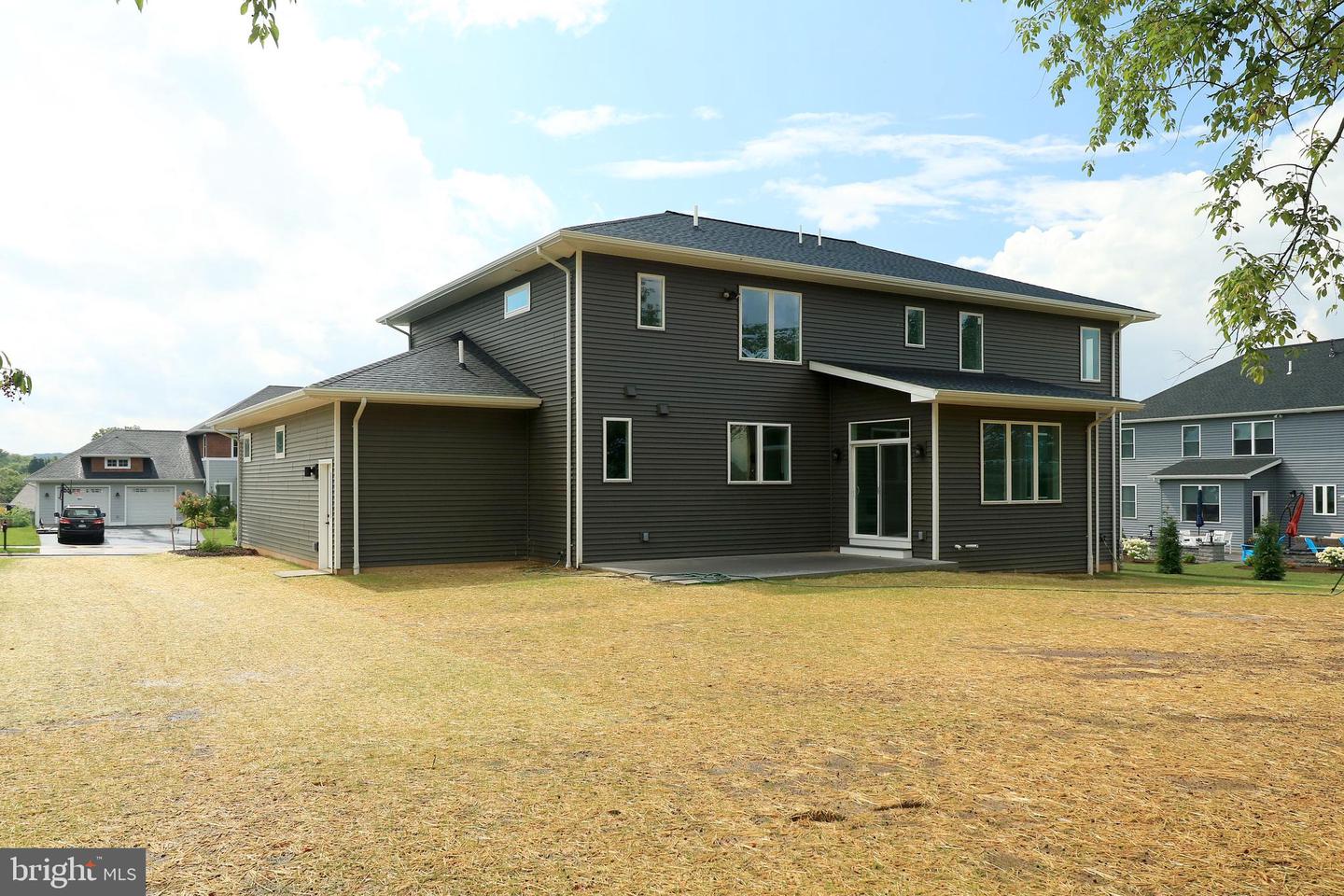 State College, Pennsylvania, 16801, United States, 5 Bedrooms Bedrooms, ,5 BathroomsBathrooms,Residential,Active,2015470