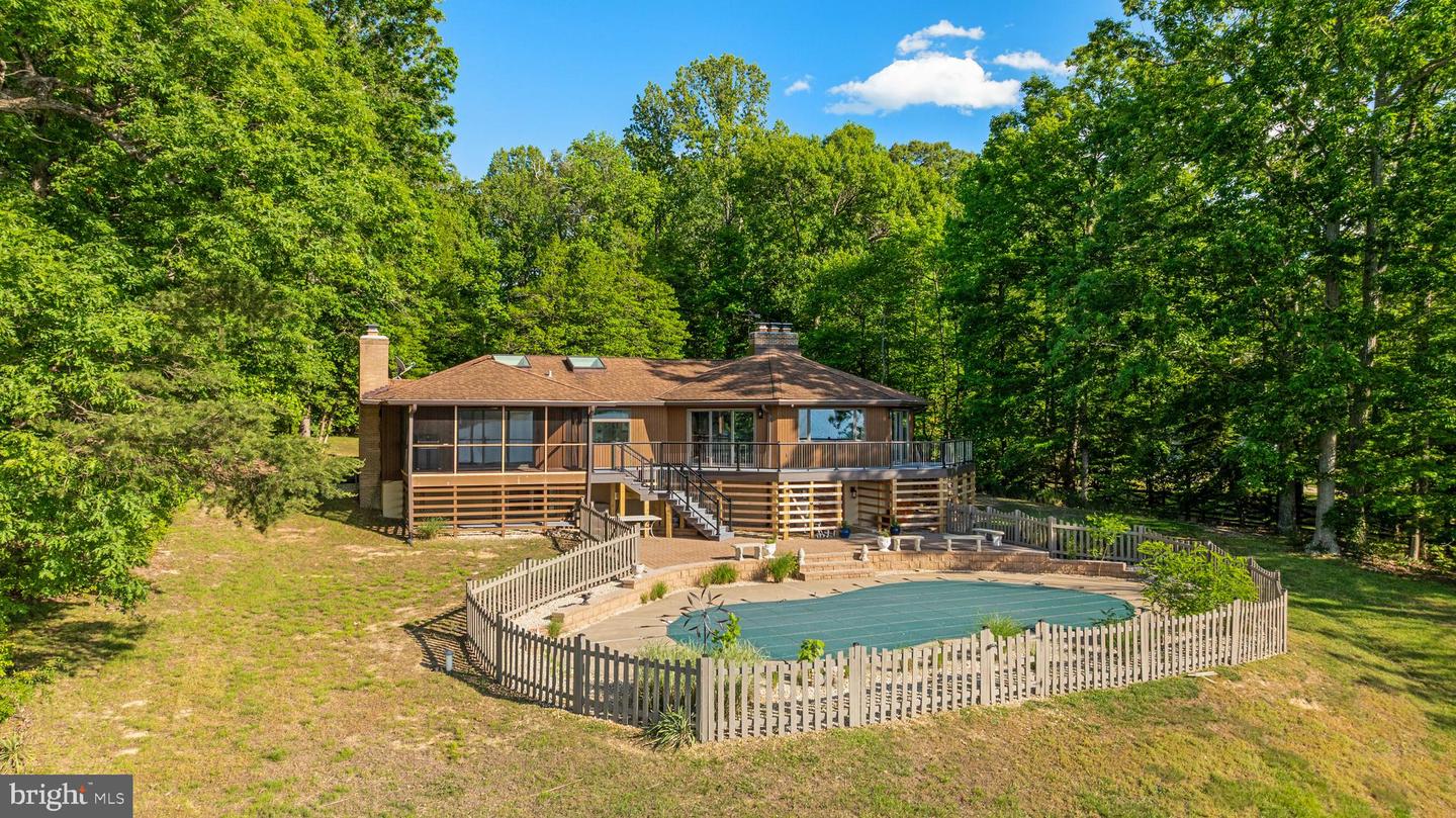 Stafford, Virginia, 22554, United States, 5 Bedrooms Bedrooms, ,3 BathroomsBathrooms,Residential,Active,2045399