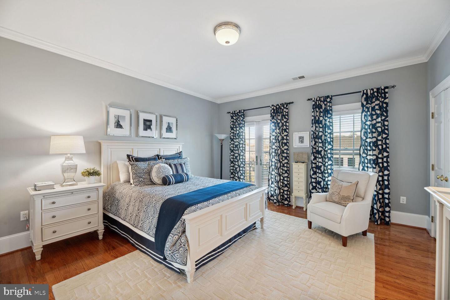 Mclean, Virginia, 22101, United States, 3 Bedrooms Bedrooms, ,6 BathroomsBathrooms,Residential,Contingent,1894225