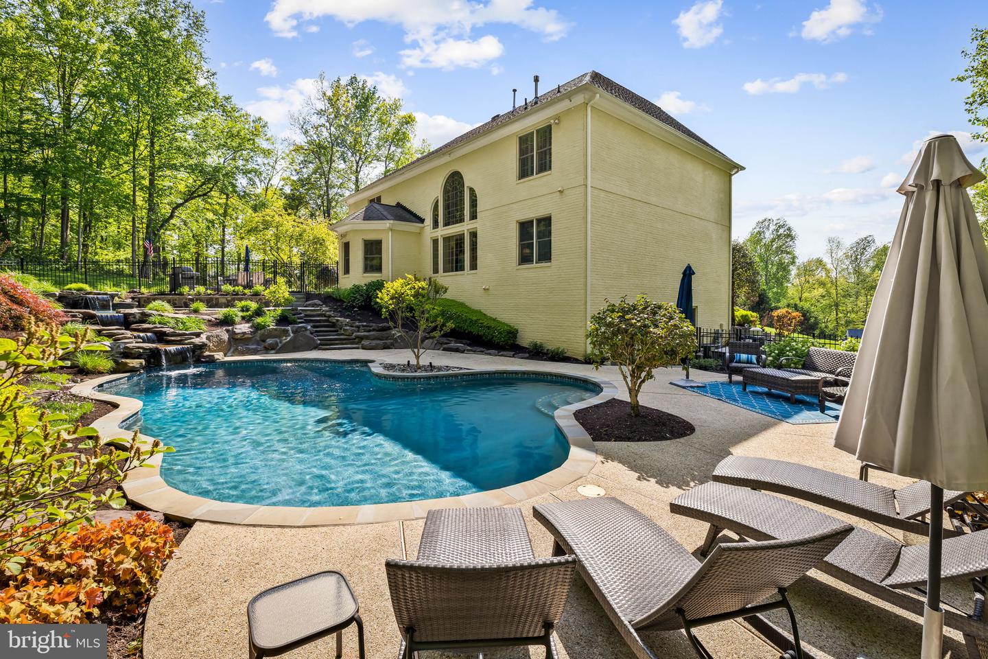 Ellicott City, Maryland, 21042, United States, 5 Bedrooms Bedrooms, ,5 BathroomsBathrooms,Residential,Active,2044187