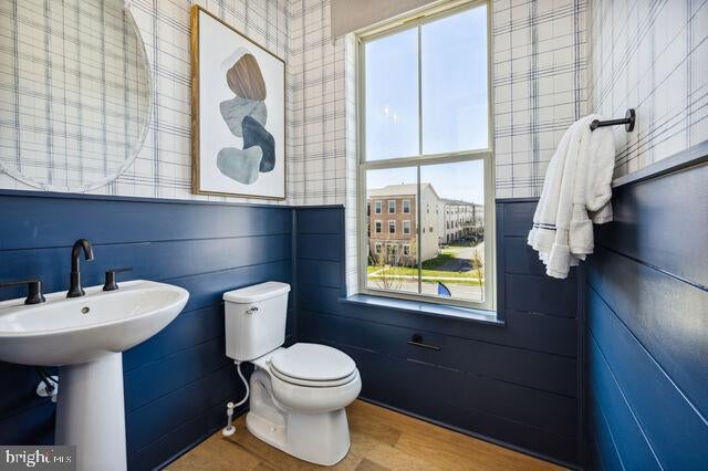 Rockville, Maryland, 20850, United States, 4 Bedrooms Bedrooms, ,5 BathroomsBathrooms,Residential,Active,2002603