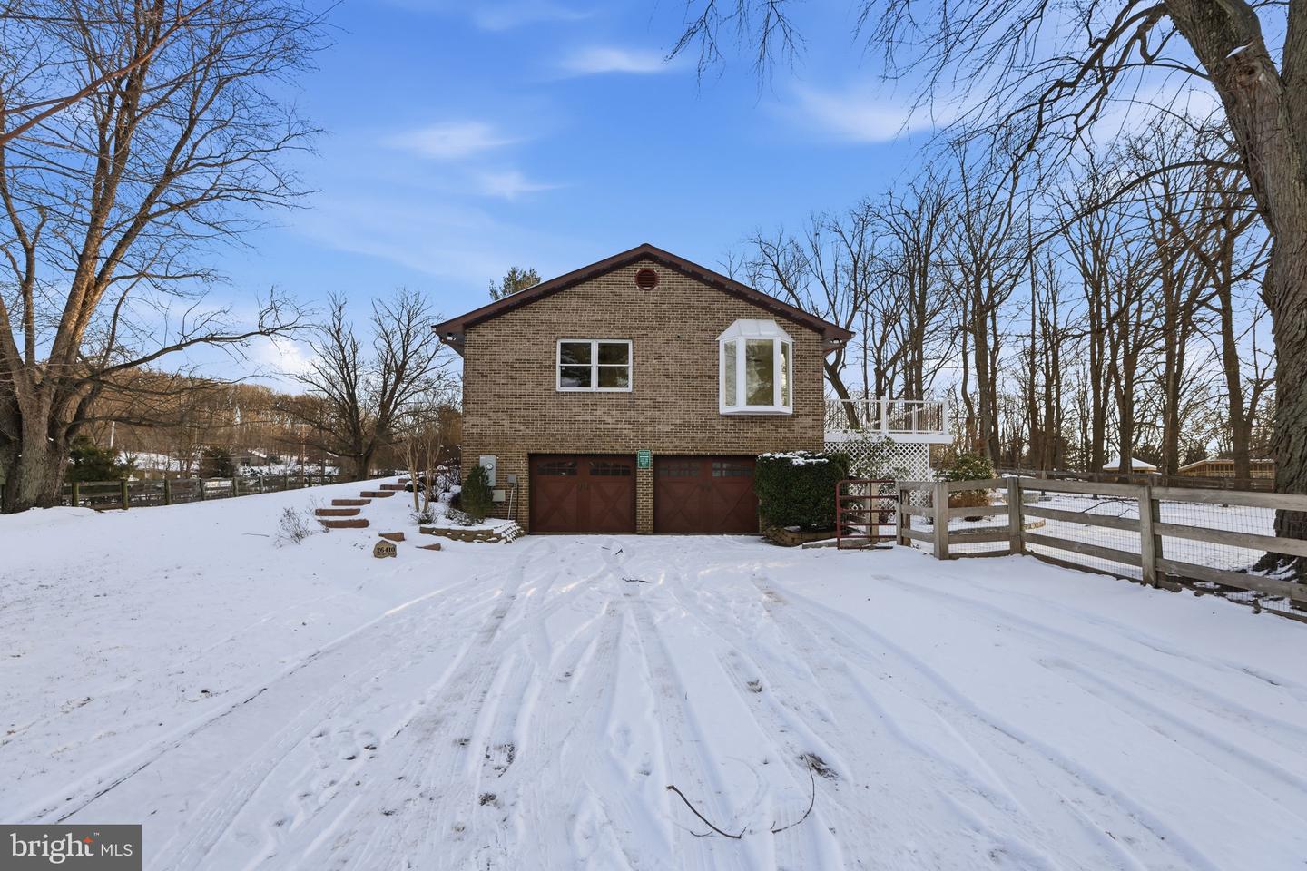 Clarksburg, Maryland, 20871, United States, 5 Bedrooms Bedrooms, ,3 BathroomsBathrooms,Residential,Active,1996277