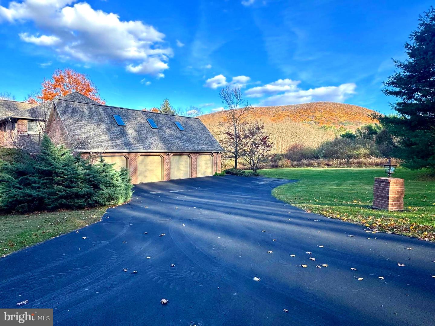 State College, Pennsylvania, 16801, United States, 4 Bedrooms Bedrooms, ,4 BathroomsBathrooms,Residential,Active,1988791