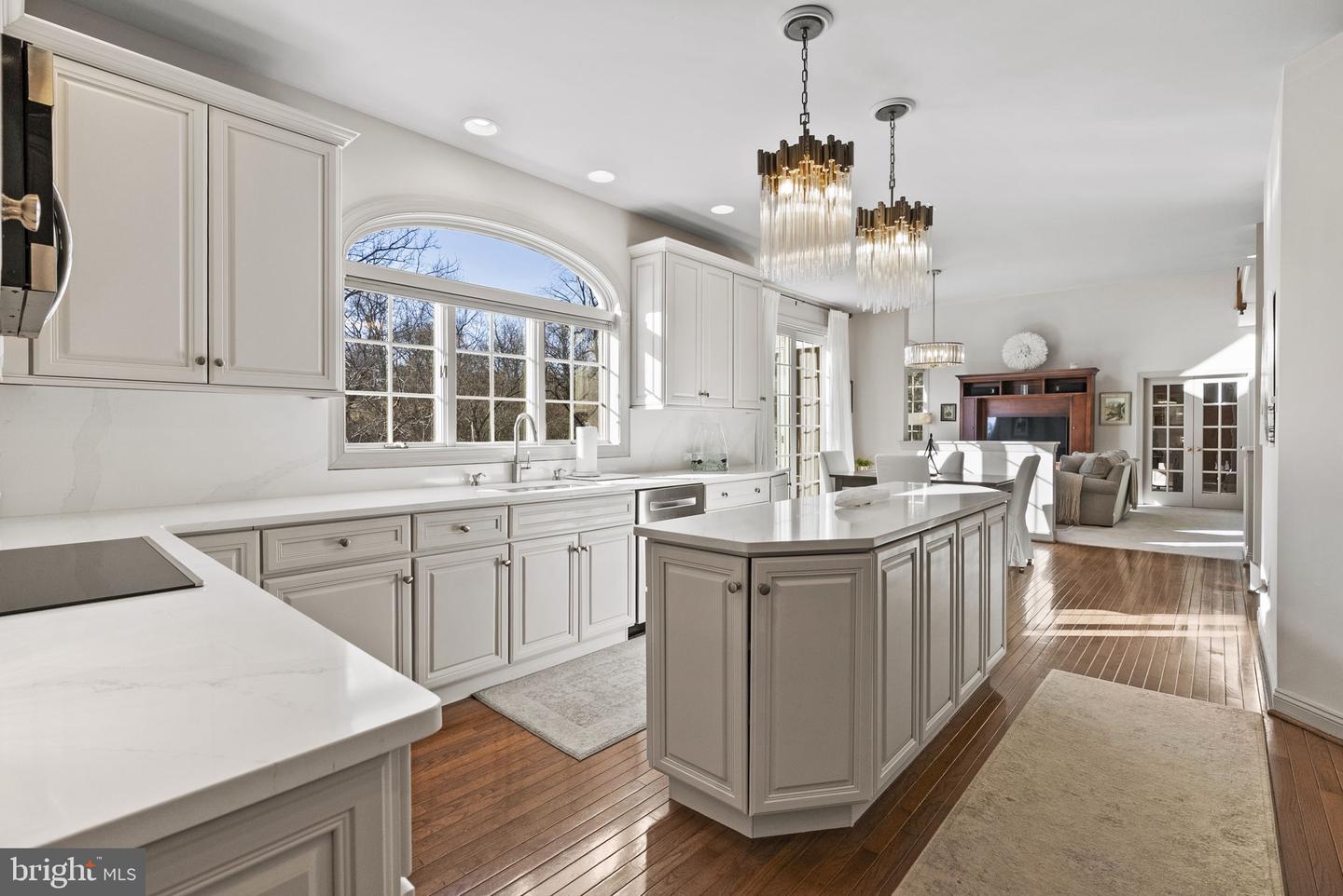 West Chester, Pennsylvania, 19382, United States, 5 Bedrooms Bedrooms, ,4 BathroomsBathrooms,Residential,Contingent,2007155