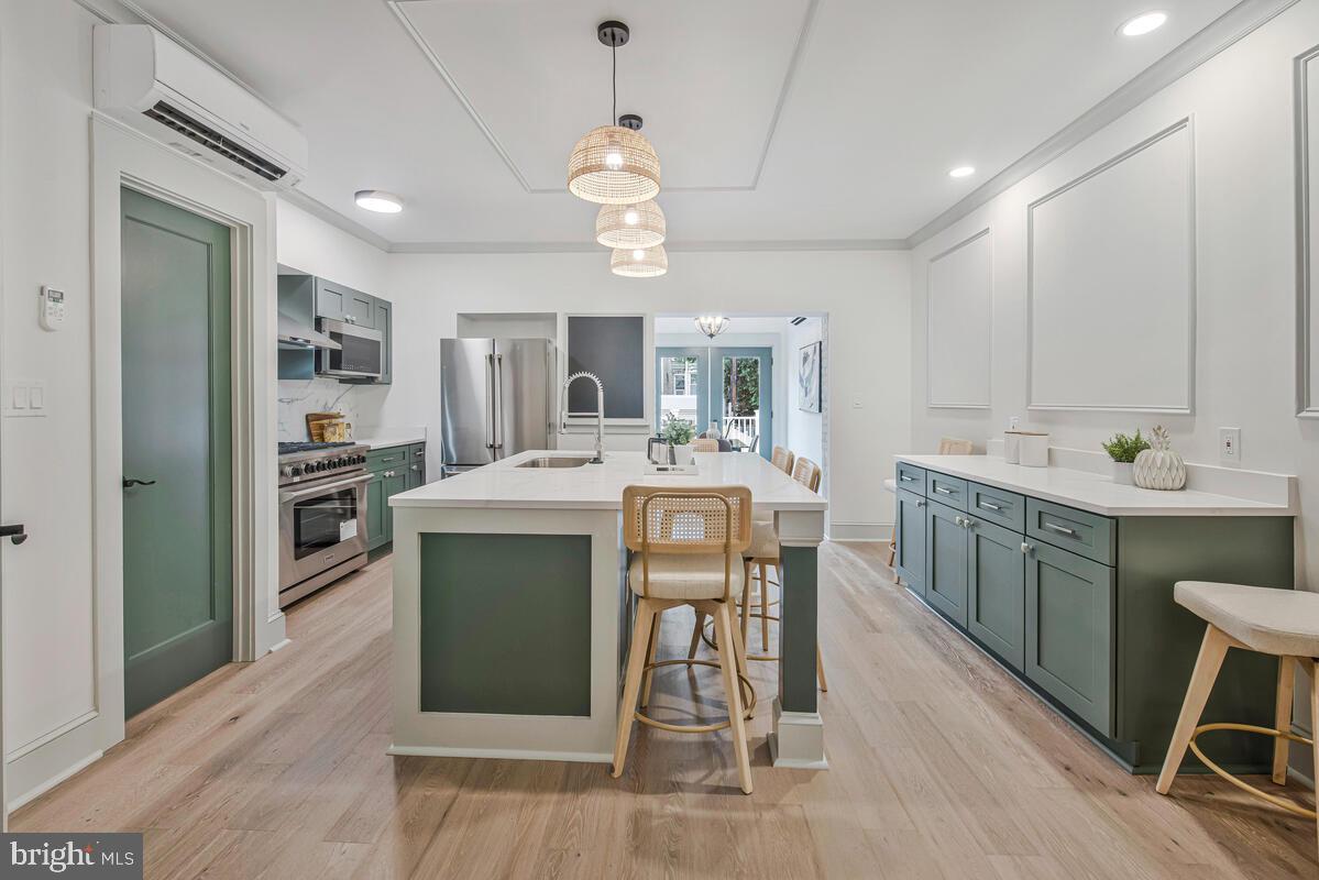 Washington, District Of Columbia, 20011, United States, 4 Bedrooms Bedrooms, ,4 BathroomsBathrooms,Residential,Active,1905358