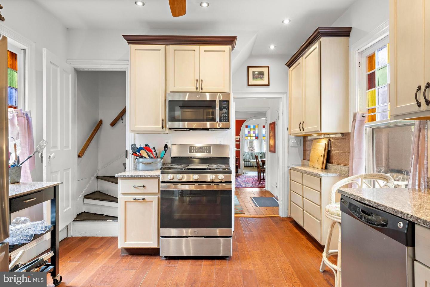 Beach Haven, New Jersey, 08008, United States, 8 Bedrooms Bedrooms, ,5 BathroomsBathrooms,Residential,Active,1933869