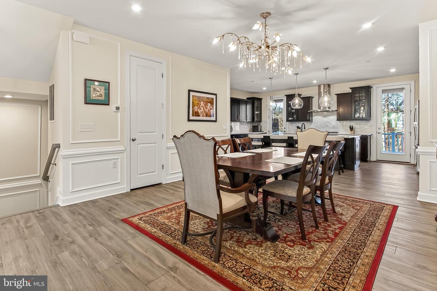 Fairfax, Virginia, 22033, United States, 4 Bedrooms Bedrooms, ,5 BathroomsBathrooms,Residential,Active,2010219