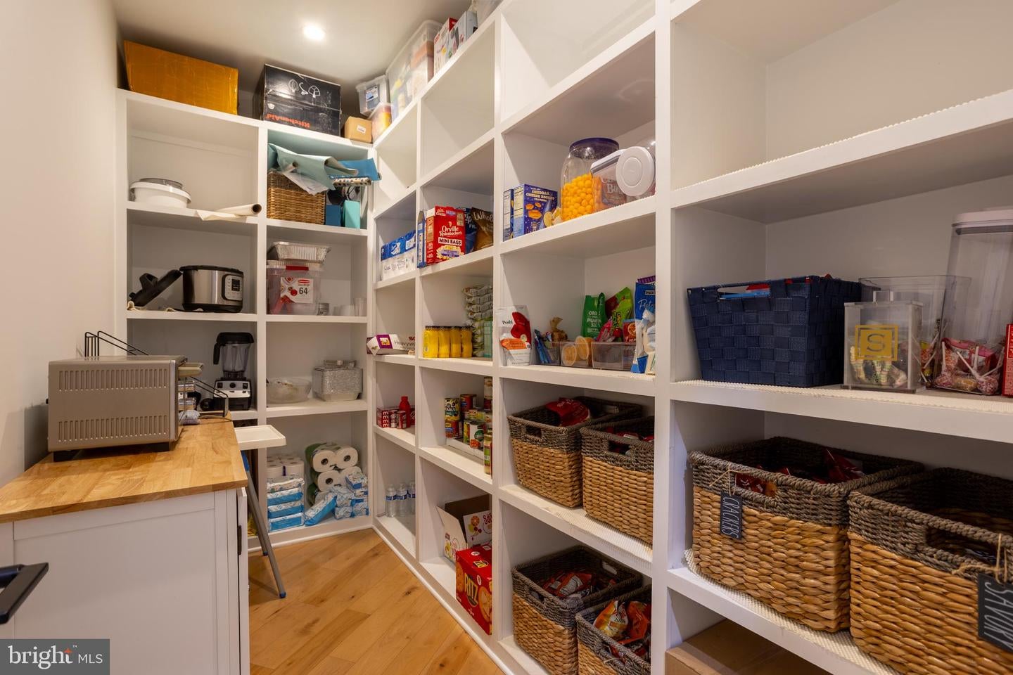 Pikesville, Maryland, 21208, United States, 6 Bedrooms Bedrooms, ,5 BathroomsBathrooms,Residential,Active,2010580