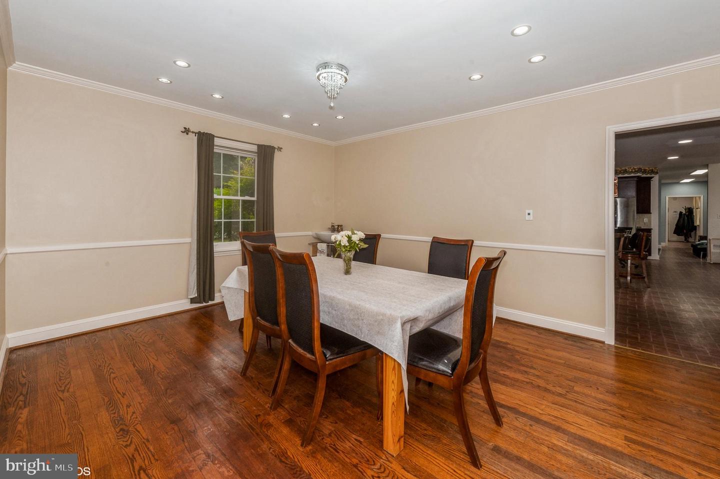 Pikesville, Maryland, 21208, United States, ,6 BathroomsBathrooms,Residential,Pending,1702885