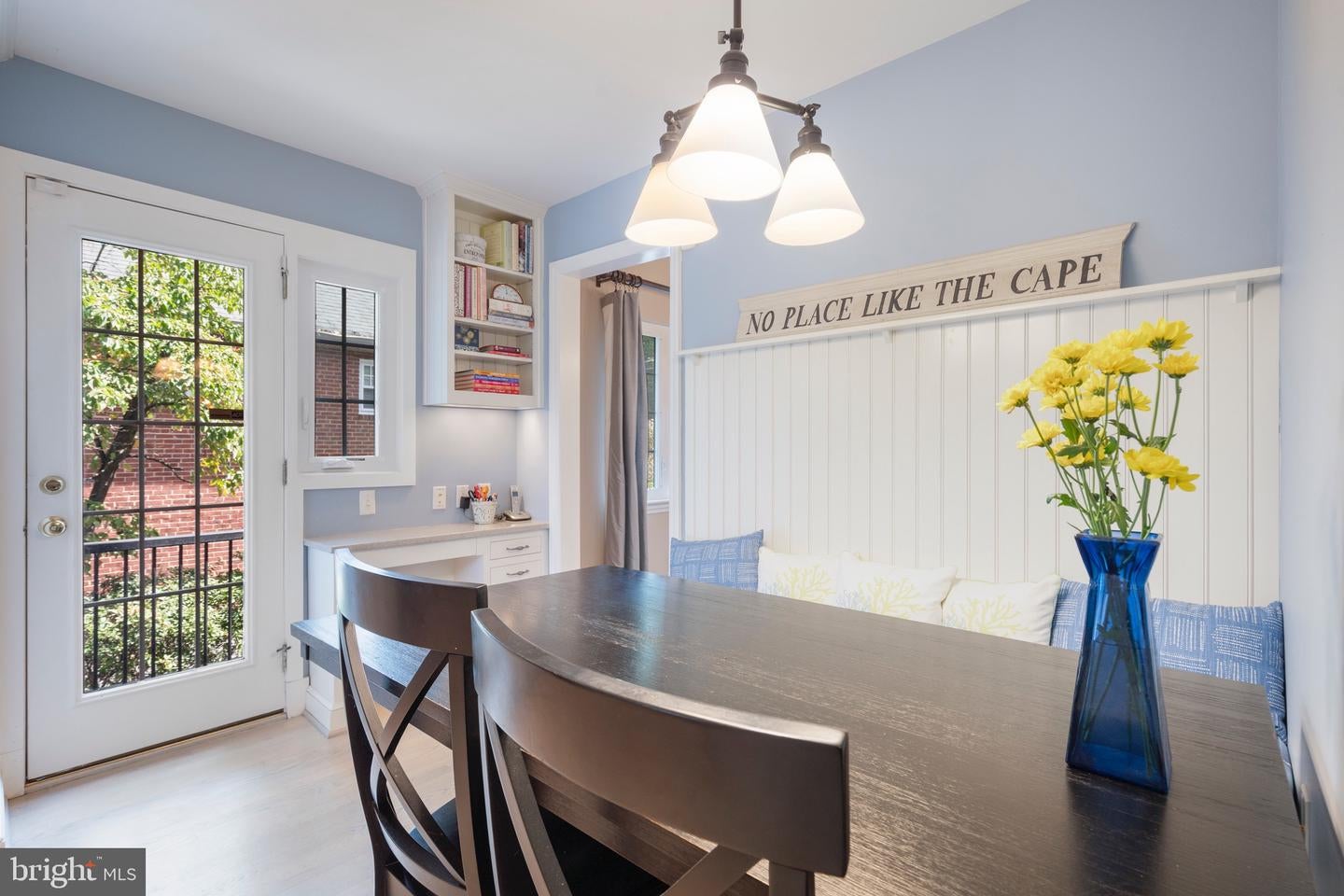 Arlington, Virginia, 22207, United States, 5 Bedrooms Bedrooms, ,4 BathroomsBathrooms,Residential,Active,1943764