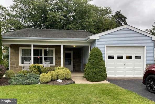 32 NARBERTH PL, SOUTHAMPTON, NJ 08088 - Image 1