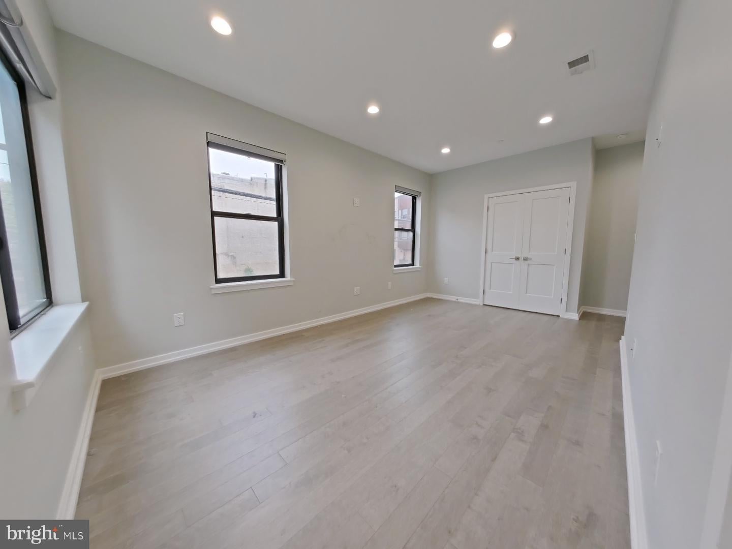 Philadelphia, Pennsylvania, 19130, United States, ,Residential,Active,1952052