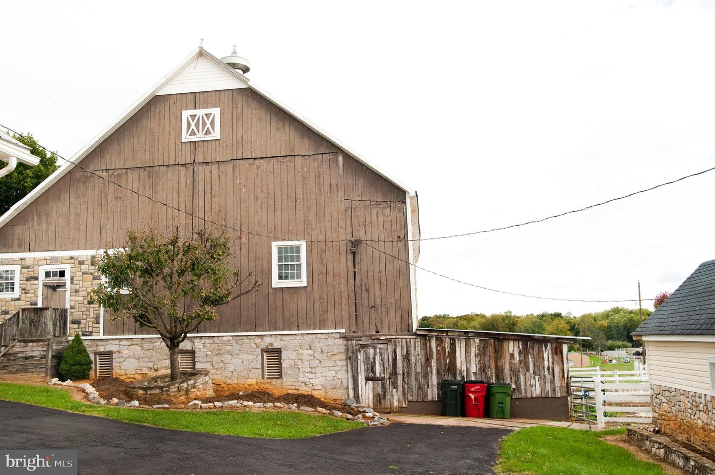 Martinsburg, West Virginia, 25404, United States, 5 Bedrooms Bedrooms, ,3 BathroomsBathrooms,Residential,Active,1936417