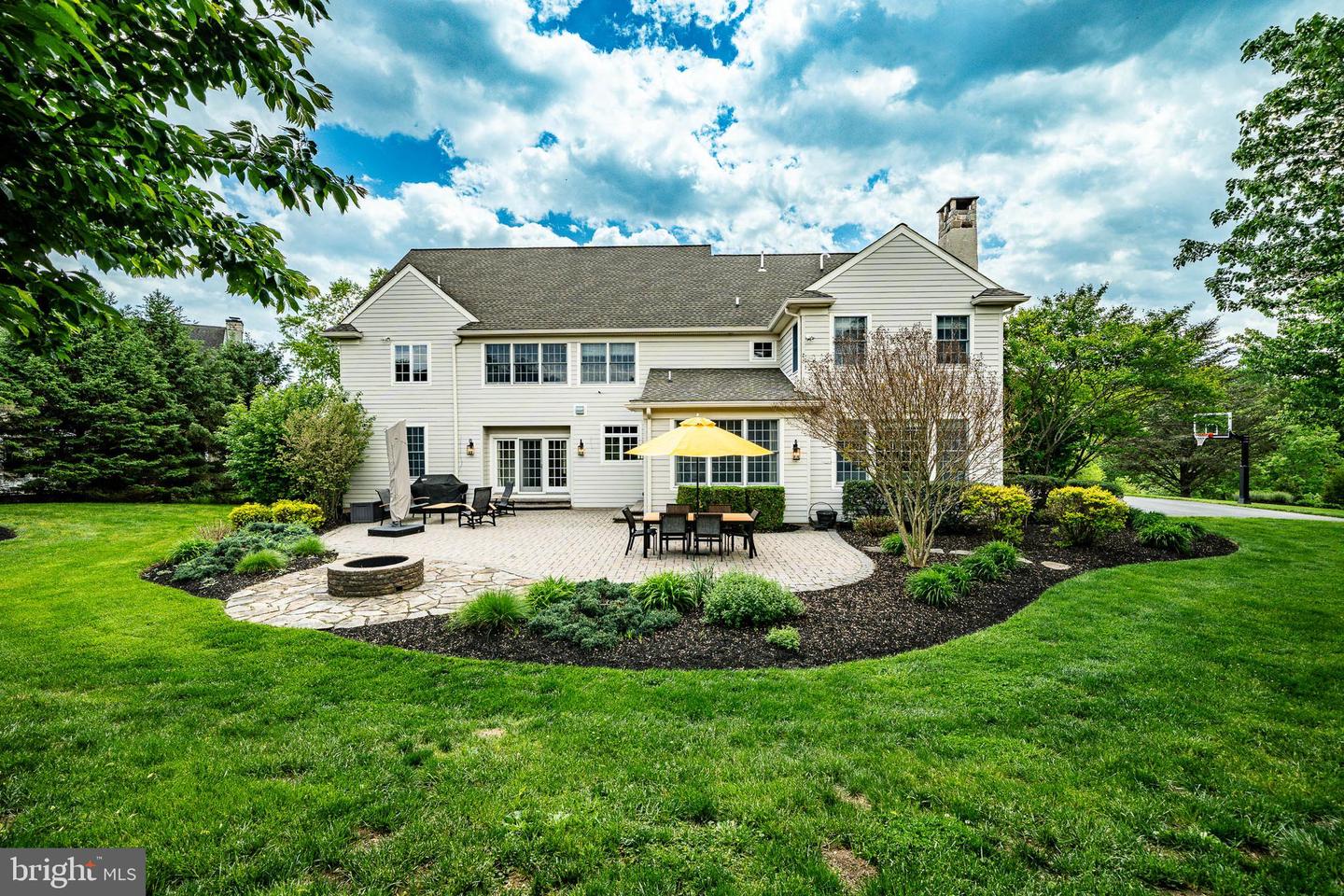 Kennett Square, Pennsylvania, 19348, United States, 7 Bedrooms Bedrooms, ,6 BathroomsBathrooms,Residential,Contingent,2045680