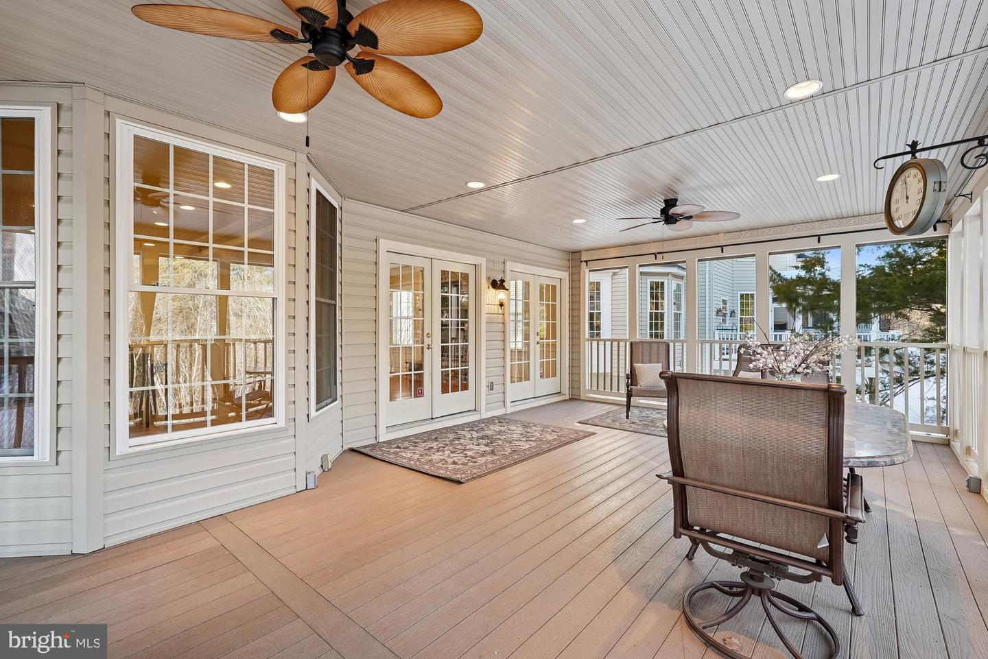 Chantilly, Virginia, 20152, United States, 4 Bedrooms Bedrooms, ,5 BathroomsBathrooms,Residential,Active,2015820