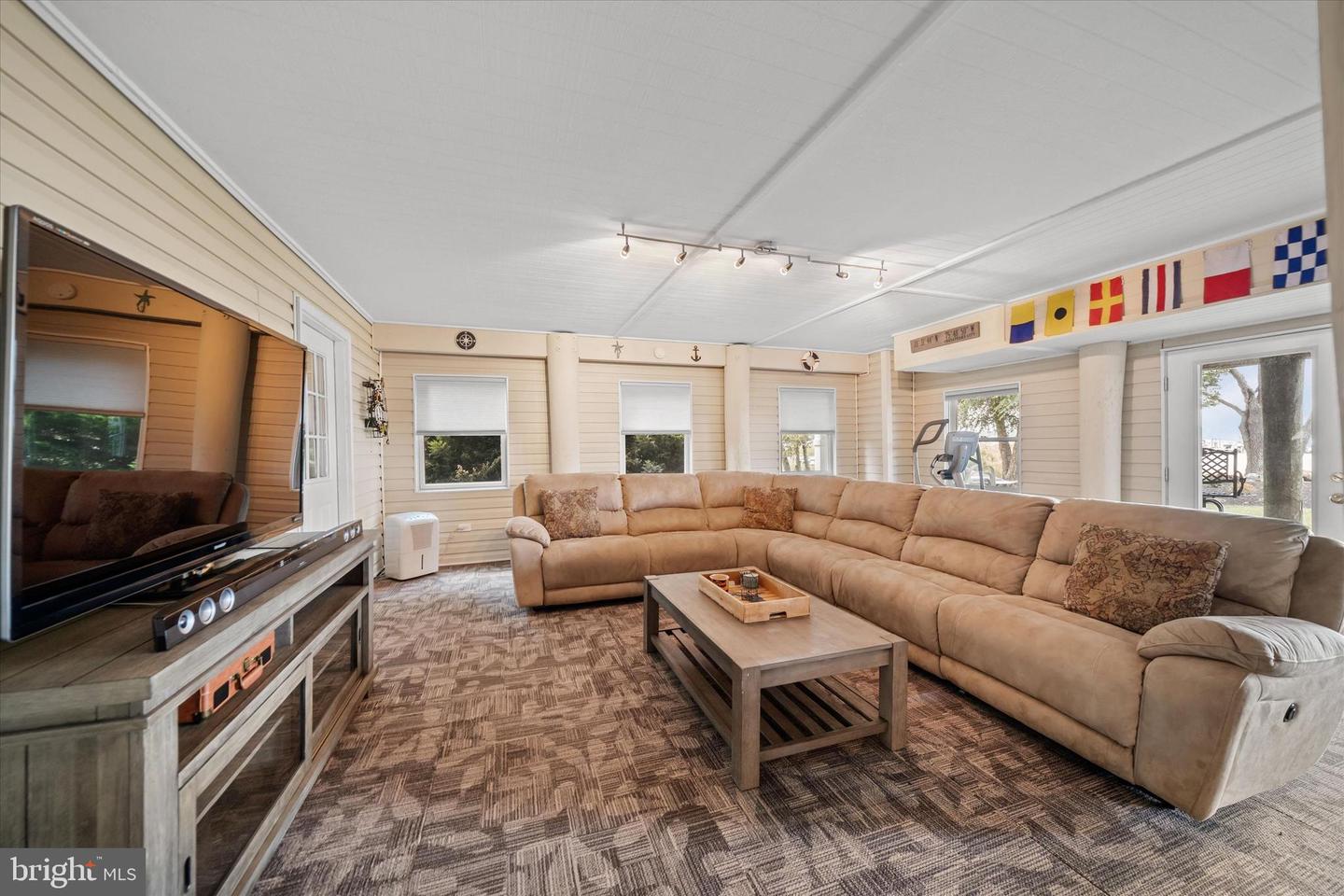 Chesapeake City, Maryland, 21915, United States, 3 Bedrooms Bedrooms, ,4 BathroomsBathrooms,Residential,Active,1914604