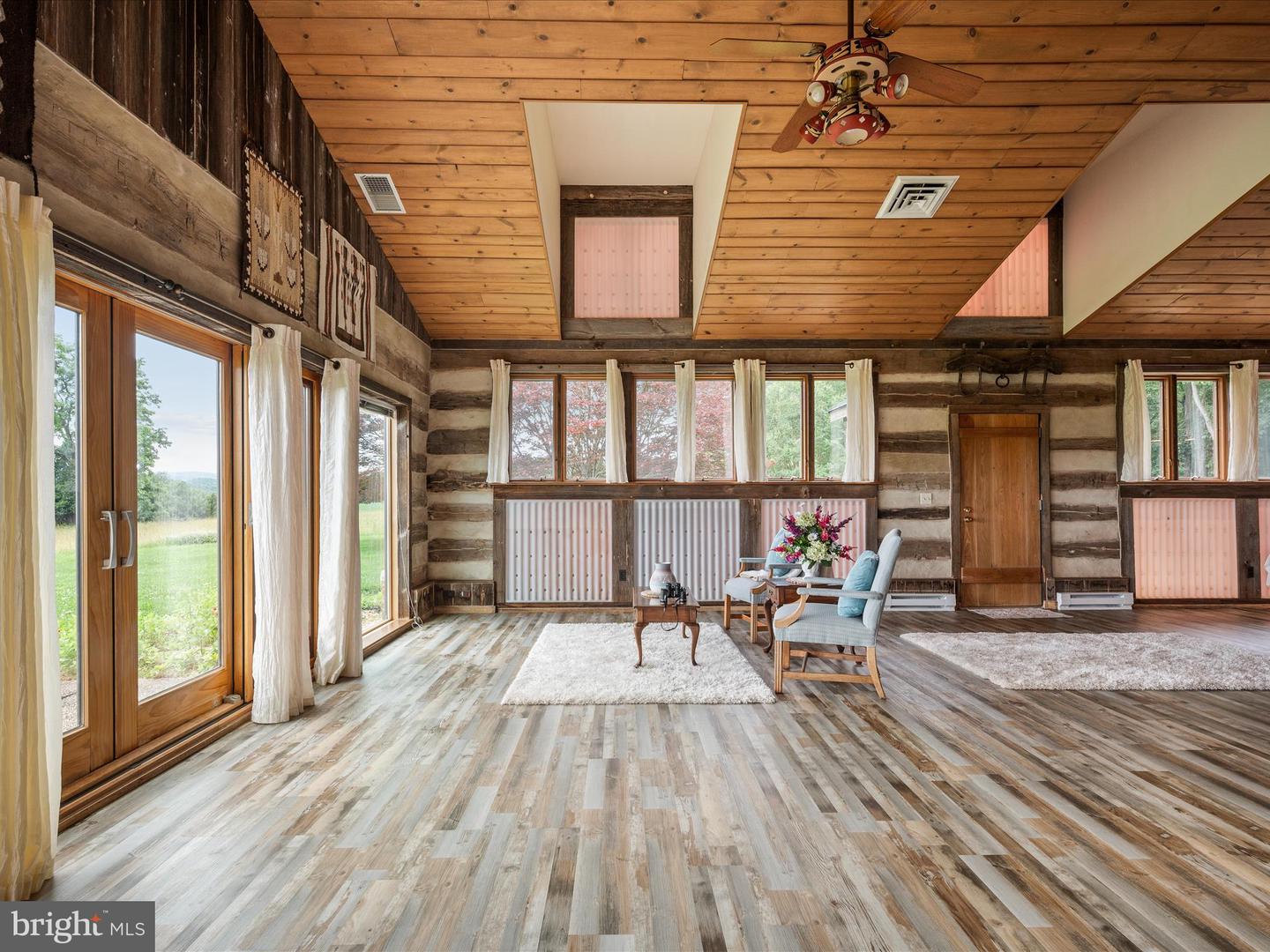 Berryville, Virginia, 22611, United States, 4 Bedrooms Bedrooms, ,3 BathroomsBathrooms,Residential,Active,1884871