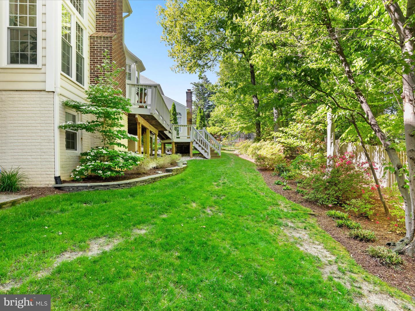 Fairfax Station, Virginia, 22039, United States, 4 Bedrooms Bedrooms, ,4 BathroomsBathrooms,Residential,Active,1905039
