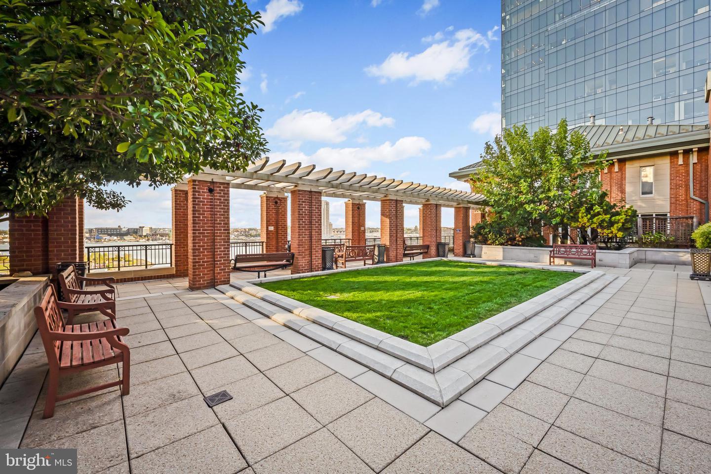 Baltimore, Maryland, 21202, United States, 3 Bedrooms Bedrooms, ,4 BathroomsBathrooms,Residential,Active,1963429