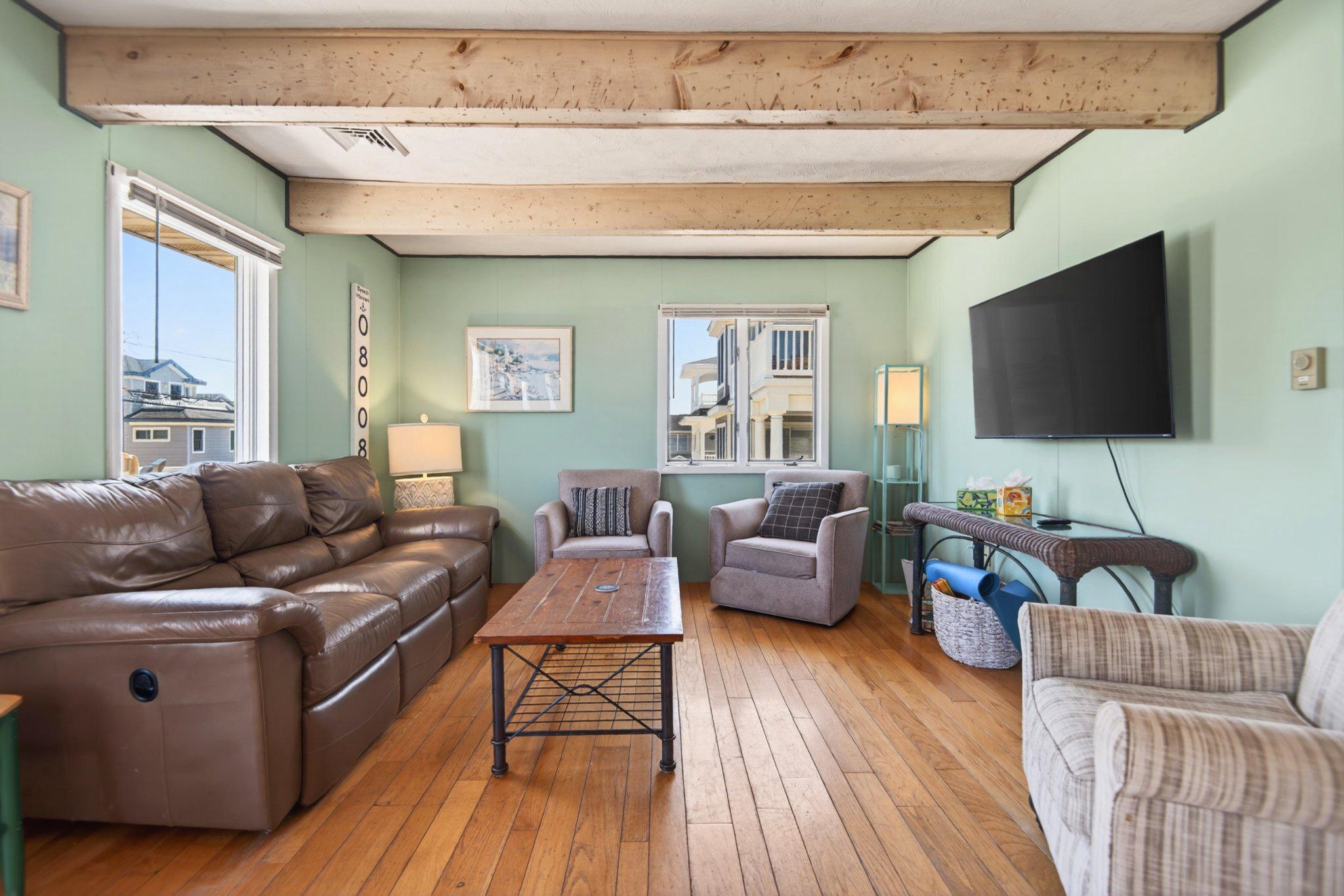 Long Beach Twp, New Jersey, 08008, United States, 8 Bedrooms Bedrooms, ,4 BathroomsBathrooms,Residential,Active,2021663
