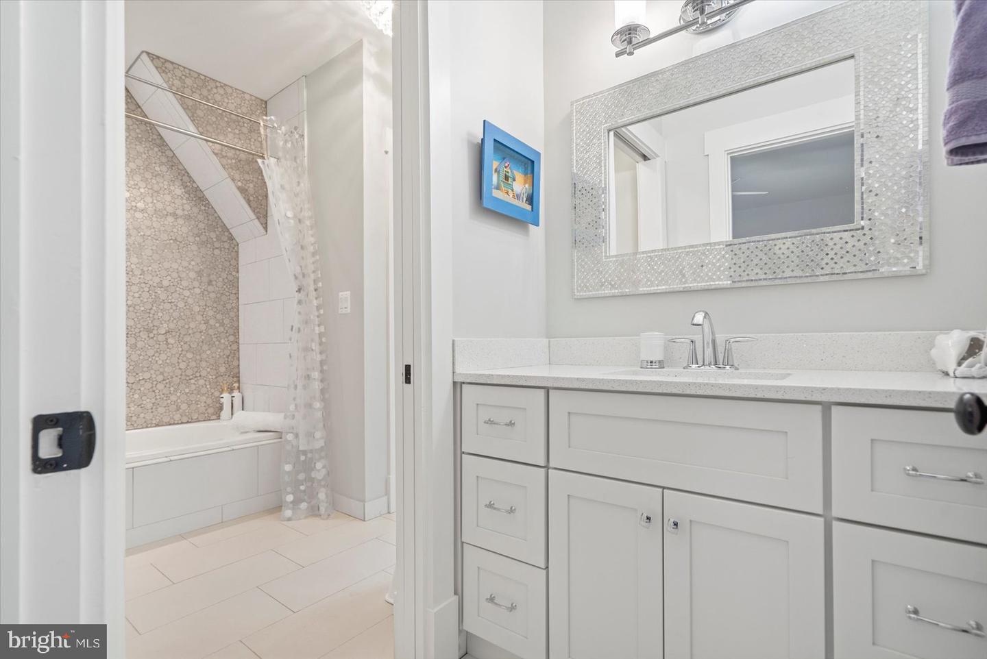 Middle River, Maryland, 21220, United States, 7 Bedrooms Bedrooms, ,7 BathroomsBathrooms,Residential,Active,1969646