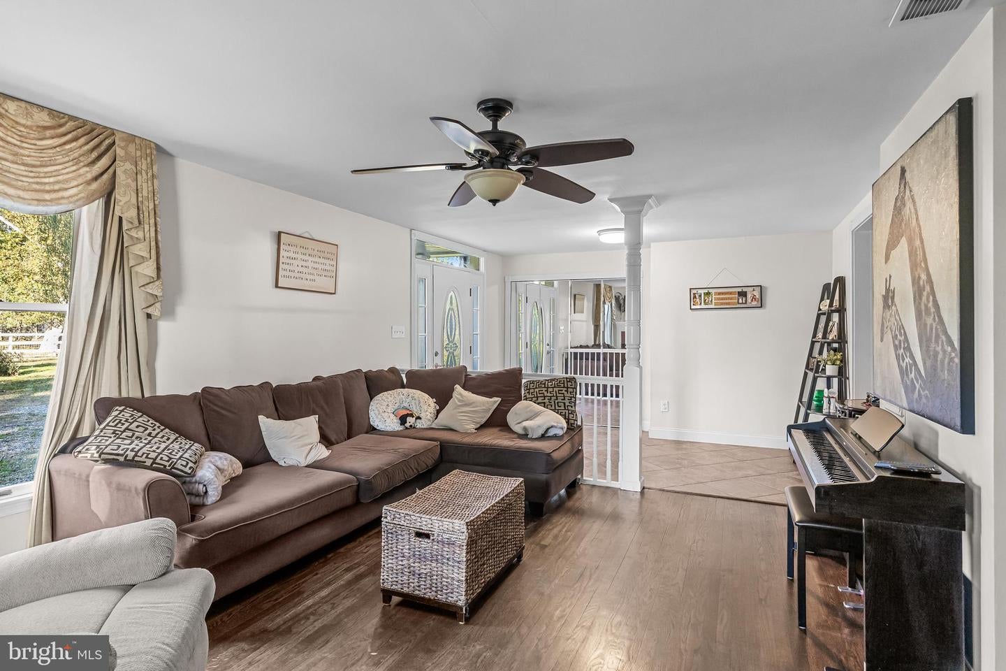 Delanco, New Jersey, 08075, United States, 5 Bedrooms Bedrooms, ,3 BathroomsBathrooms,Residential,Active,1914605